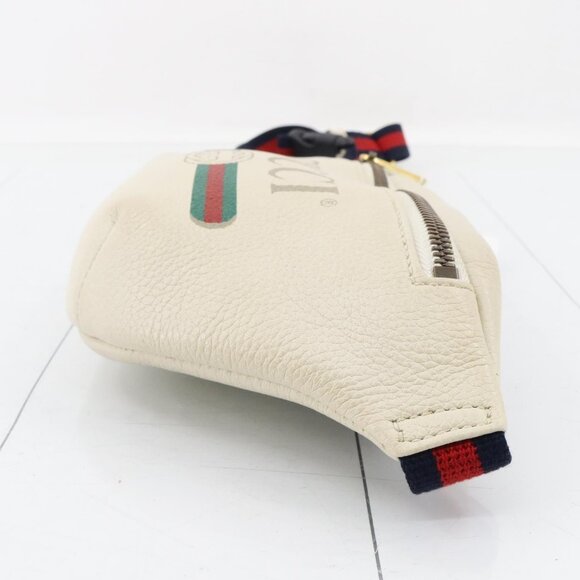 Gucci Grained Calfskin Small Logo Belt Bag eith COA - Picture 3 of 16